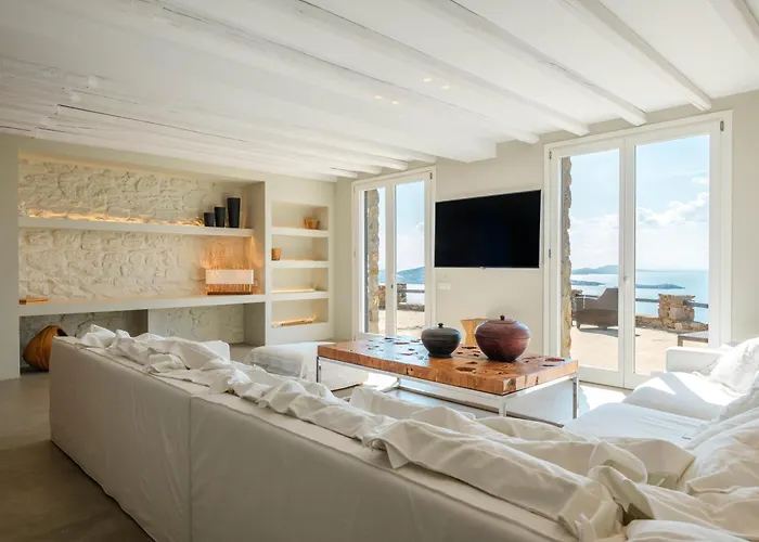 Montessito Mykonos *