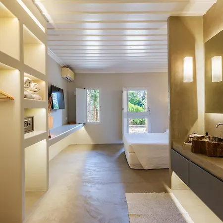 Montessito Mykonos * Túrlosz
