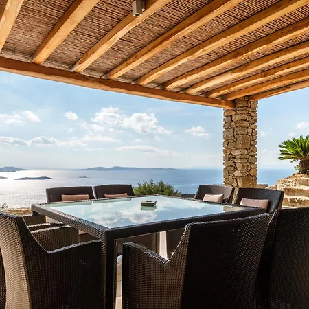 Montessito Mykonos Tourlos