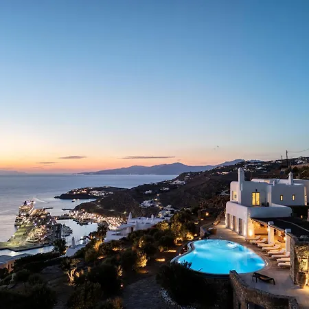 Montessito Mykonos Tourlos