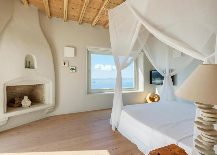 Montessito Mykonos *
