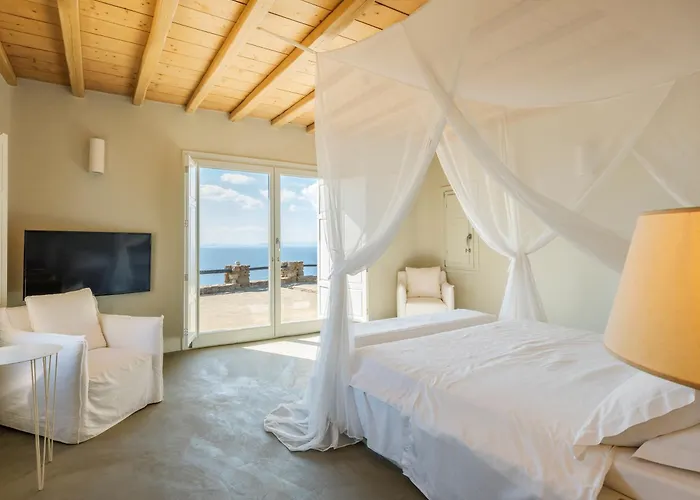 Montessito Mykonos