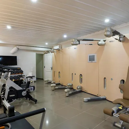 Montessito Mykonos Тоурлос